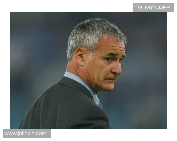 从默默无闻到闪耀绿茵我如何一步步成为足球明星的成长之路 从默默无闻到闪耀绿茵我如何一步步成为足球明星的成长之路