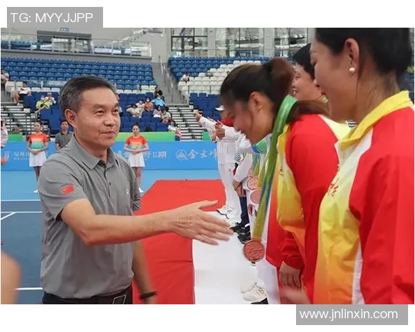 对话黄伟:回顾网球生涯的辉煌与挑战分享 对话黄伟:回顾网球生涯的辉煌与挑战分享