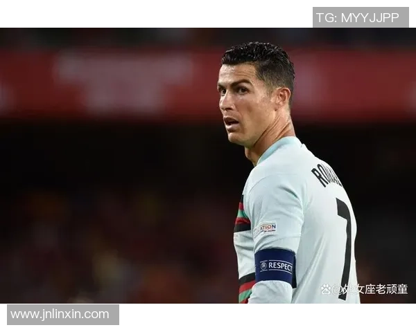 足球明星与中国女明星的精彩碰撞让世界见证魅力与才华的交融